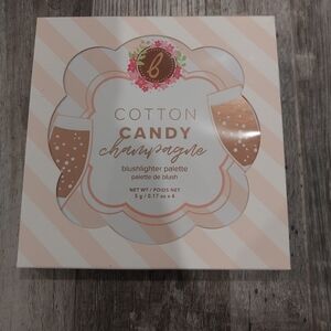 Beauty bakerie pallet